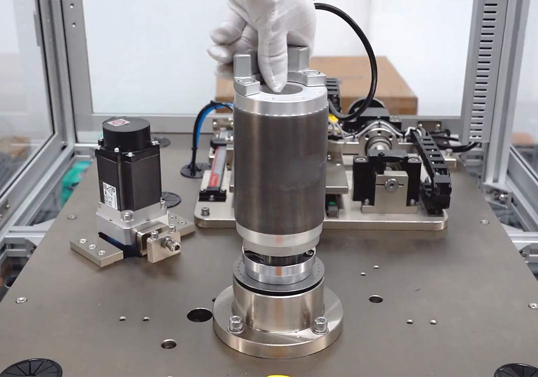 壓縮機(jī)鑄鋁轉(zhuǎn)子測(cè)試設(shè)備應(yīng)用現(xiàn)場(chǎng)